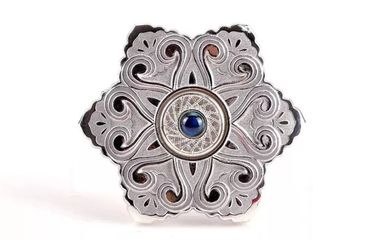 北京冬奧會(huì)倒計(jì)時(shí)1000天主題特許商品上市，裝飾京城迎盛事